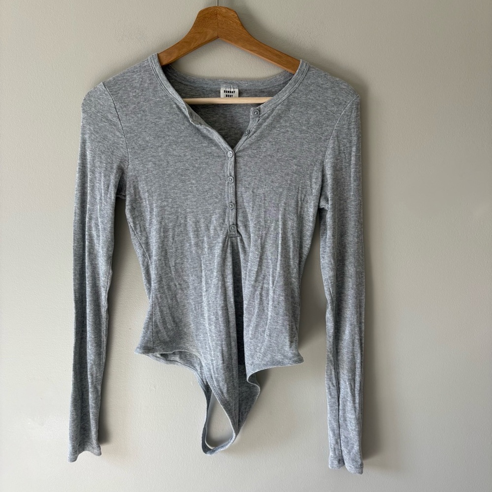 Aritzia Sunday Best Quarter Button Long Sleeve Bodysuit